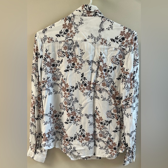 Liz Claiborne Long Sleeve Button Down Floral Shirt Regular Fit Size Small. NWOT. - Picture 5 of 7